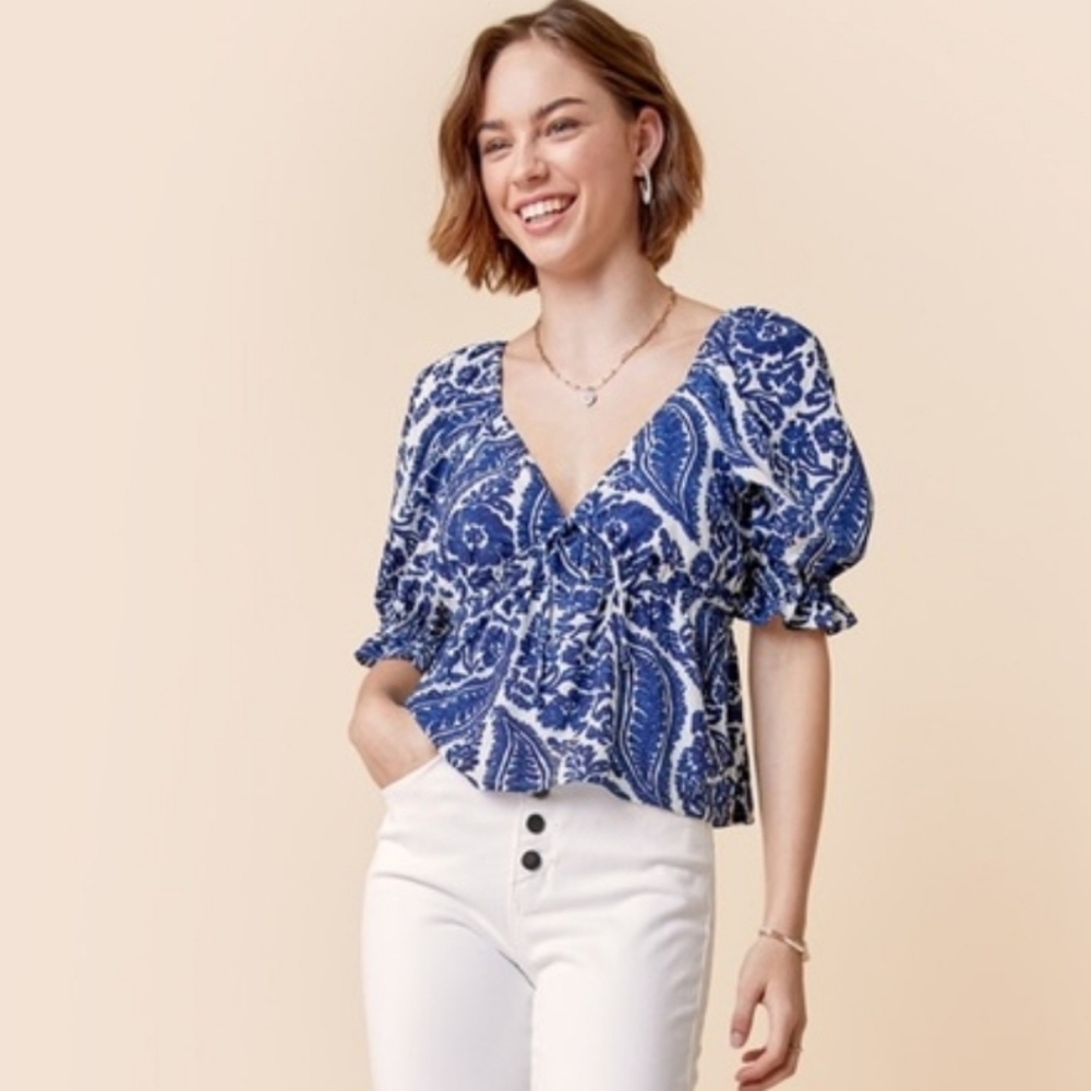 Francesca's Mi Ami Puff Sleeved Cropped Blouse Size Large